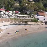 Dionysos, Spartia, Kefalonia Βίλα