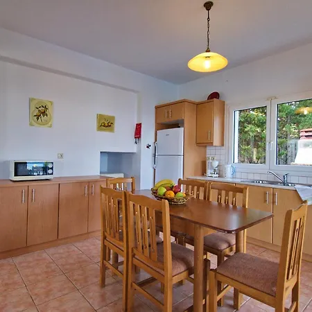 Dionysos, Spartia, Kefalonia Villa *