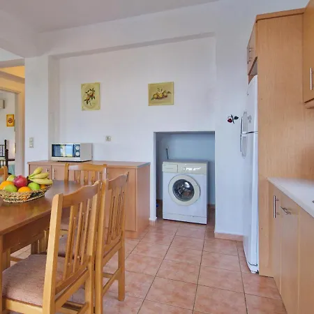 Dionysos, Spartia, Kefalonia 别墅 *